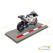 ALTAYA  DUCATI DESMOSEDICI GP15 #76 LORIS BAZ MOTO GP 2017 1/18 - Image 2