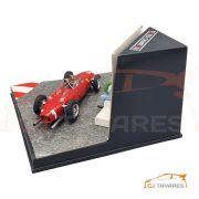 WORLD CHAMPION QWC99011 FERRARI 156 F1 #1 PHILL HILL F1 WORLD CHAMPION 1961 1/43 - Image 3